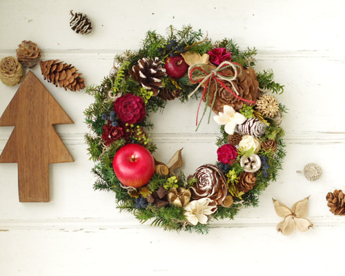 りんごと木の実のクリスマスリースM リース nancys 通販 10679196