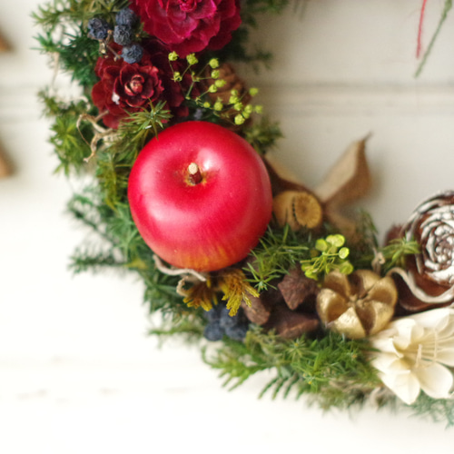 りんごと木の実のクリスマスリースM リース nancys 通販 10679196