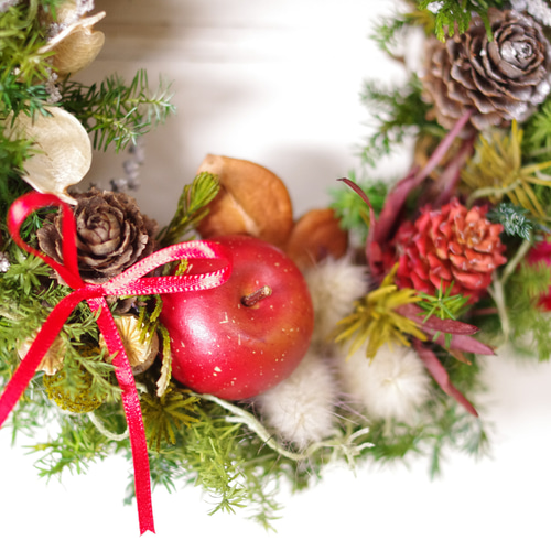 リンゴと木の実のクリスマスリースM プリザーブドフラワー nancys 通販
