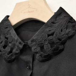 （送料無料）シックなボタニカル刺繍付け襟　（黒）　　【No.0518】 4枚目の画像