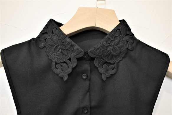 （送料無料）大きな椿の花◎シックな刺繍付け襟　（黒）　　【No.0519】 2枚目の画像