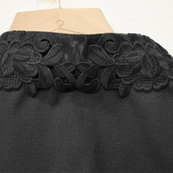 （送料無料）大きな椿の花◎シックな刺繍付け襟　（黒）　　【No.0519】 6枚目の画像