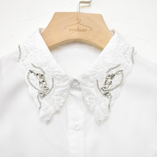 送料無料）まるでアゲハ蝶の羽◎ストーンとビジューの繊細レース付け襟
