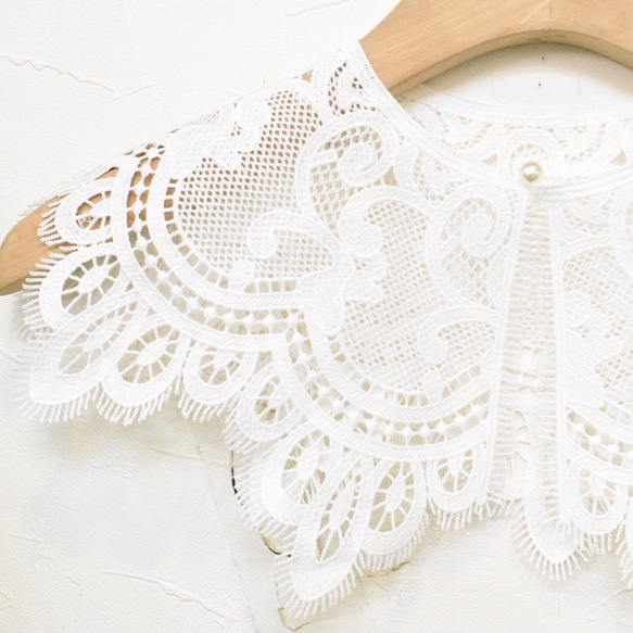 送料無料）かぶるだけ簡単◎エレガント大人レースつけ襟（白）【No.686