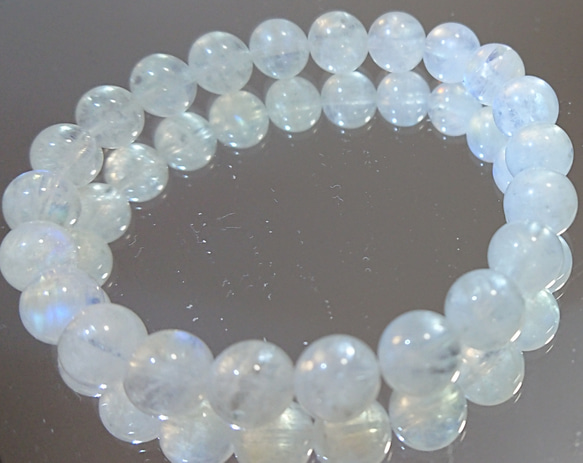 東尾理子さんご愛用限定一個超貴重で綺麗な天然石ムーンストーン  