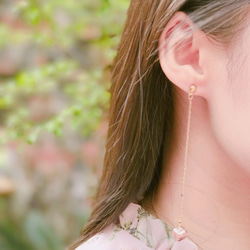 MISAKI ACC 「petit」系列－愛心鏈粉晶耳飾 第4張的照片