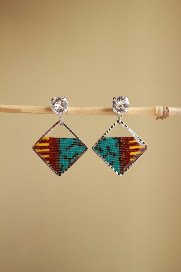 しかくアフリカ生地ピアス/african print square earrings (9) 1枚目の画像