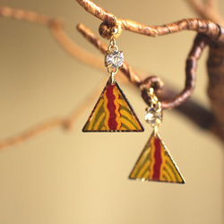 さんかくアフリカ布ピアス/african print triangle earring (ap21) 2枚目の画像