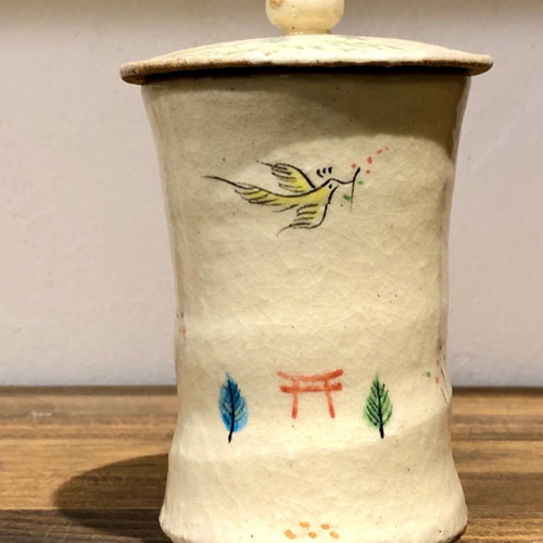 陶芸　赤膚焼　尾西楽斎　奈良絵　蓋付き湯呑みペア　蓋付き組湯呑 陶芸 赤膚焼 尾西楽斎 奈良絵 蓋付き湯呑みペア 蓋付き組湯呑