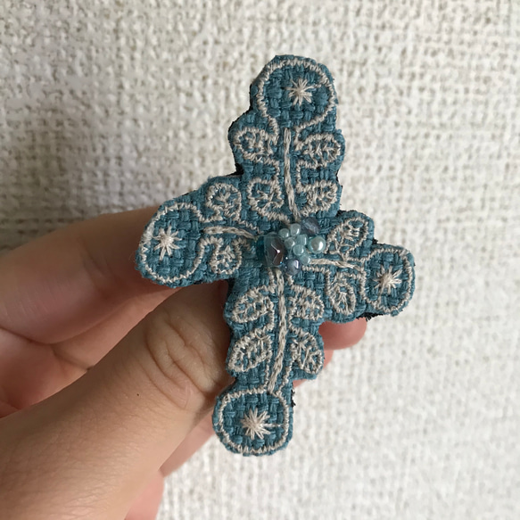 商談中⑥140ミナペルホネン ハンドメイド ブローチアクセサリー ☆ハンドメイド☆ミナペルホネン好きにもオススメ※アクセサリー