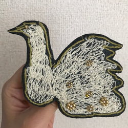 新色****白鳥さんのブローチ〇ミナペルホネン 1枚目の画像