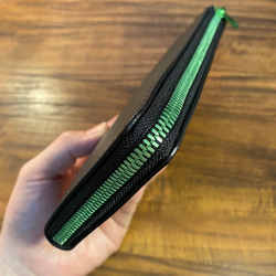 緑の金属ファスナー財布 / 革の手染め ディープグリーン（深緑） 4枚目の画像