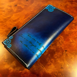 歯車デザインの財布 / 革の手染め　ブルー（青+紺） 12枚目の画像