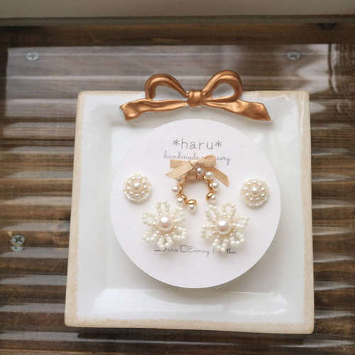 Honey Salon by FOPPISH ビーズ　お花　ピアス　セット Honey Salon by FOPPISH ビーズ お花 ピアス セット - メルカリ
