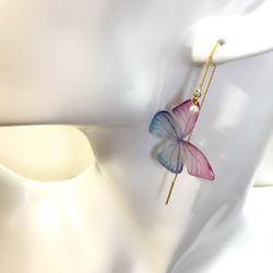 NEWデザイン《再‥販》Pierce butterflies fluttering〜アメリカンピアス〜 2枚目の画像