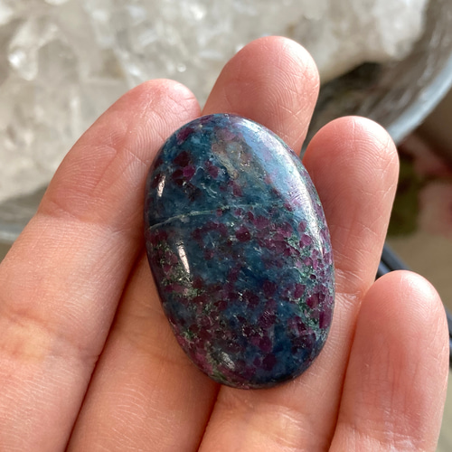 60％OFF】 ルビーインカイヤナイト 貔貅 置物 - education.semel.ucla.edu