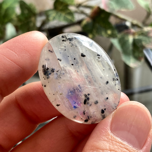 Z*す様 オークション出品⭐︎Pt900 トップ レインボームーン1.81ct Z*す様 オークション出品⭐︎Pt900 トップ レインボームーン1.81ct