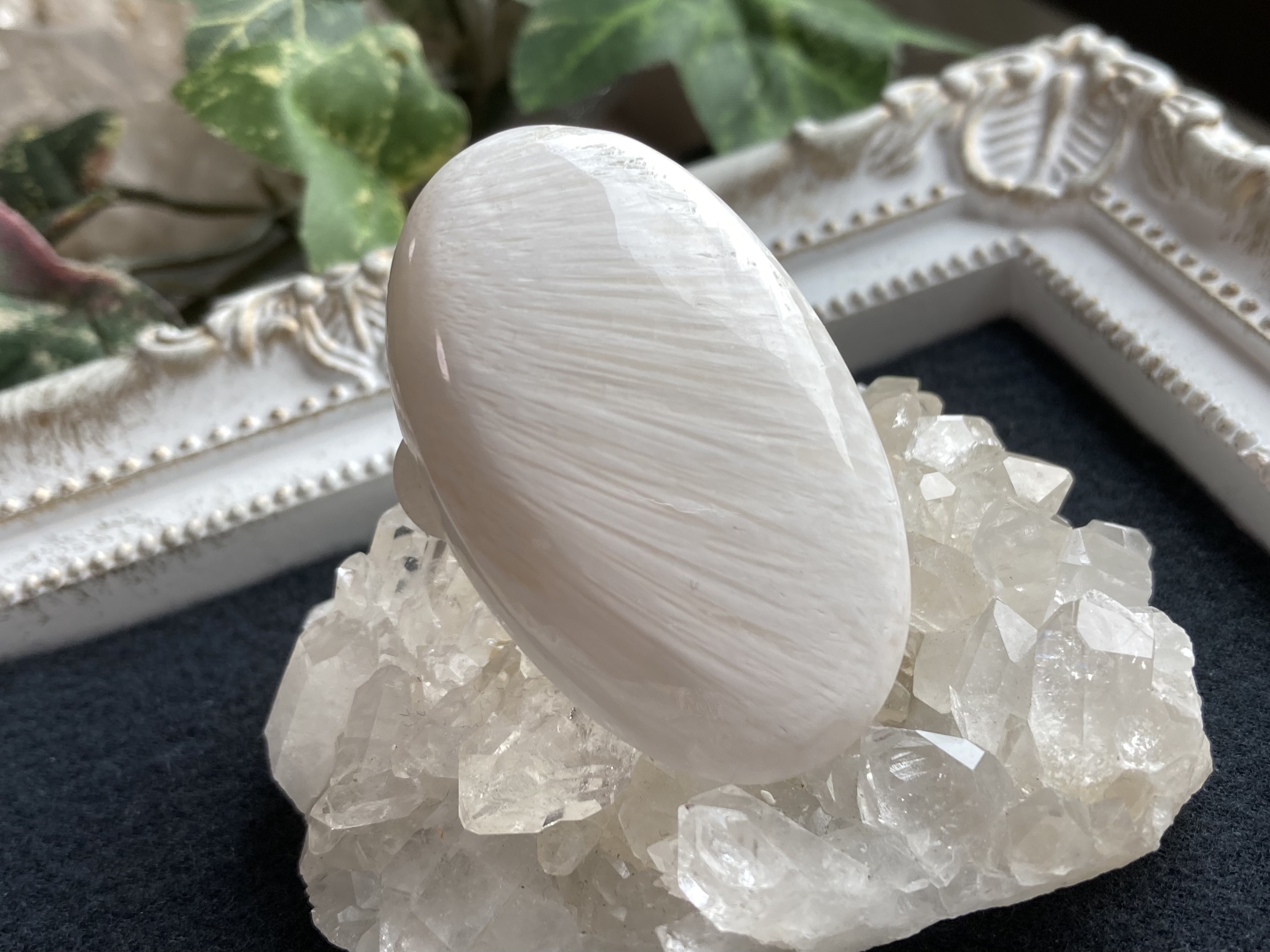 美雪ちゃん　天然石おまとめ４点 癒しの石】1点物大ぶり高品質セレナイトポイント＆宝石質