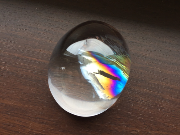 虹入り水晶【アイリスクォーツ】　天然石ルース ④ 3枚目の画像