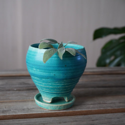 【陶器】トルコ青の脚付き植木鉢⑥　送料無料 2枚目の画像