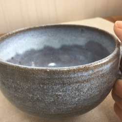 大きめスープカップ（白萩 赤土）手前 3枚目の画像