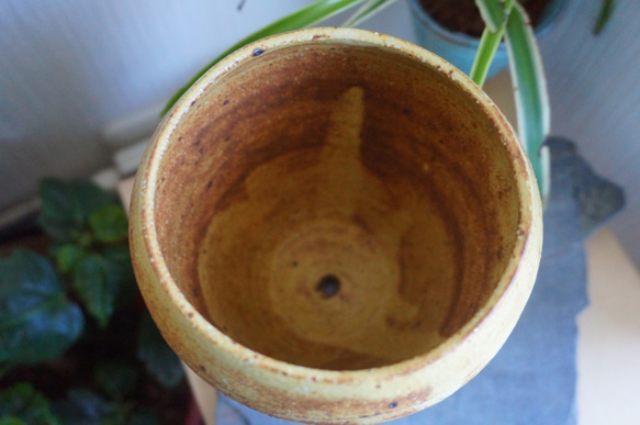 【陶器】植木鉢（横縞 赤土） 2枚目の画像