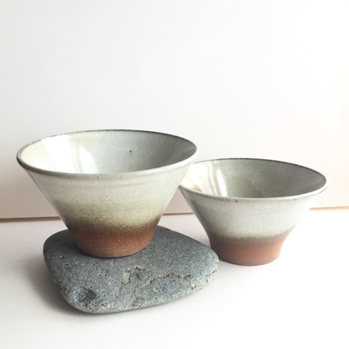 お茶碗 （藁灰 赤土）送料無料 茶碗・めし碗 yaya 通販 6192996
