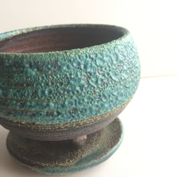【陶器】トルコ青の脚付き植木鉢 受皿付き　送料無料　 2枚目の画像