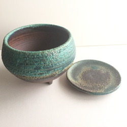 【陶器】トルコ青の脚付き植木鉢 受皿付き　送料無料　 5枚目の画像