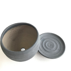 【陶器】黒いマットな植木鉢　送料無料 5枚目の画像