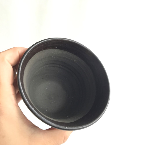 お酒の美味しい黒泥土の黒いフリーカップ 4枚目の画像