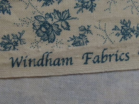 ♪コットン素材♪ブルーのお花たち生地♪Windham FabricNo:301 9枚目の画像