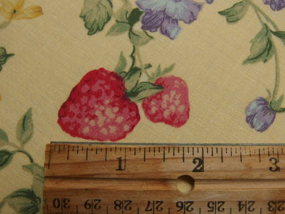 ♪コットン素材♪イチゴと花柄Cranston Home♪ No:329 7枚目の画像