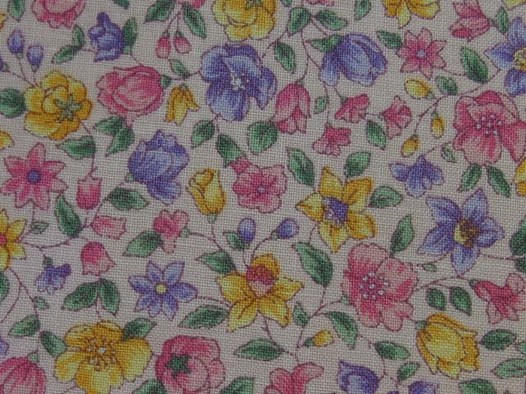 ♪コットン素材♪小さなピンクと紫花柄♪Cranston print work No:155 1枚目の画像