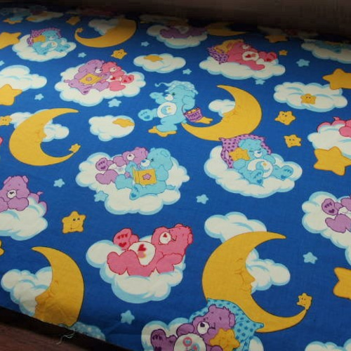美品　CareBears ケアベア ヴィンテージ シーツ アメリカ 生地 2025年最新】ケアベア シーツの人気アイテム - メルカリ