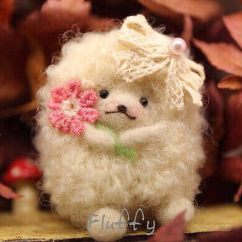 羊のふらっふぃーちゃん 羊毛フェルト 羊毛フェルト Fluffy ふらっふぃ