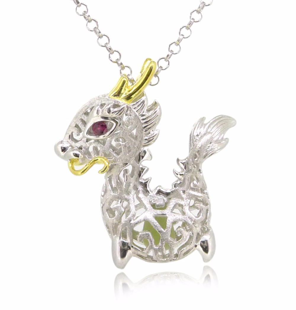 18「スターリングシルバーのネックレスとHK088〜925の純銀製の龍のランタンの形のペンダント
