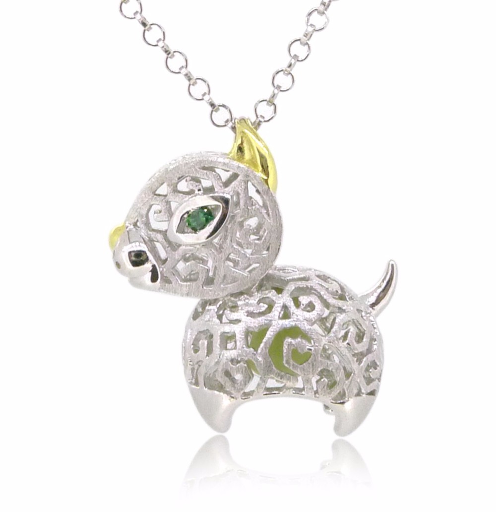 18「スターリングシルバーのネックレスとペンダント犬のHK094〜925の純銀製のランタンの形