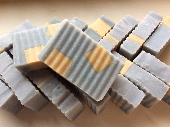 足部去角質玫瑰鹽皂 (給足部最頂級的呵護) 瑪奇朵手工皂 Macchiato Soap 第2張的照片