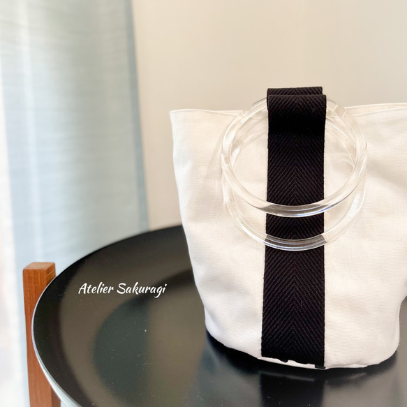 〈一点もの〉〝piano tote〟White/Black 5枚目の画像