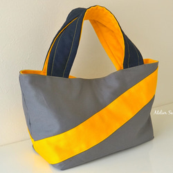 yellow line tote 1枚目の画像