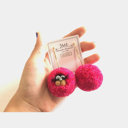 連れてってポンちゃん【すもも】 イヤリング・ノンホールピアス 3ME 
