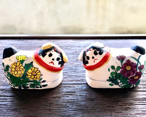 小さな犬筥1対（石粉粘土） 犬筥、貝合せ、蛤香合などオリジナル作品