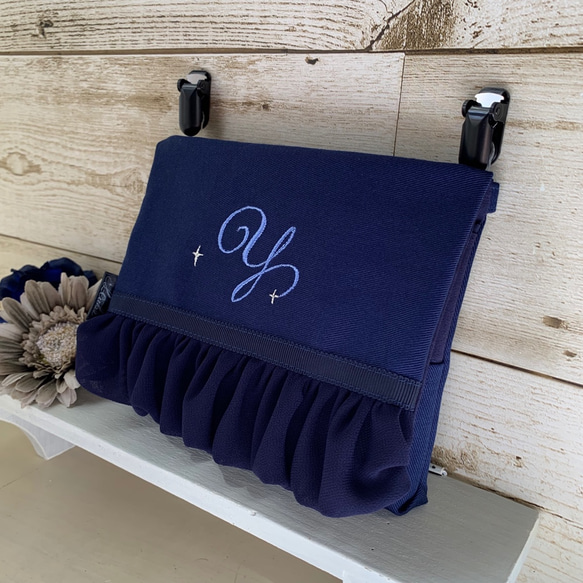 【マチ付き】イニシャルとシフォンの移動ポケット/ネイビー 2枚目の画像