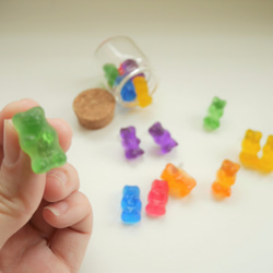 超軟Q-UV膠小熊軟糖耳環(可客製顏色&可改夾式) 第4張的照片