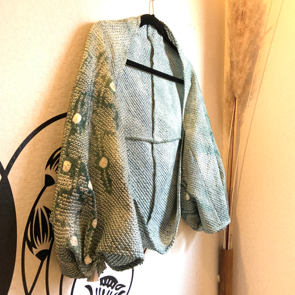 春の新作　絞りの羽織から作ったボレロ　翡翠 6枚目の画像