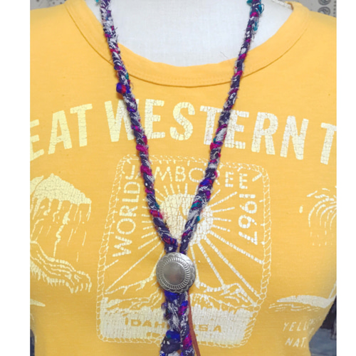 シルクヤーン&バンダナネックレス(コンチョ付) ネックレス・ペンダント