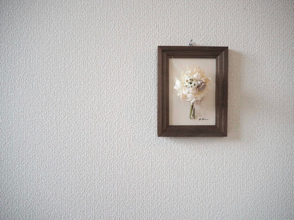 ✳︎春の花束ブローチ✳︎木製額縁付き　1-white 7枚目の画像