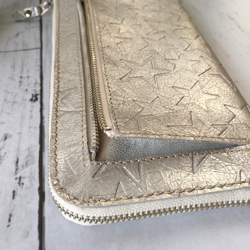 レザースリム長財布(L字ファスナー)＊星柄型押しシルバー 長財布 革