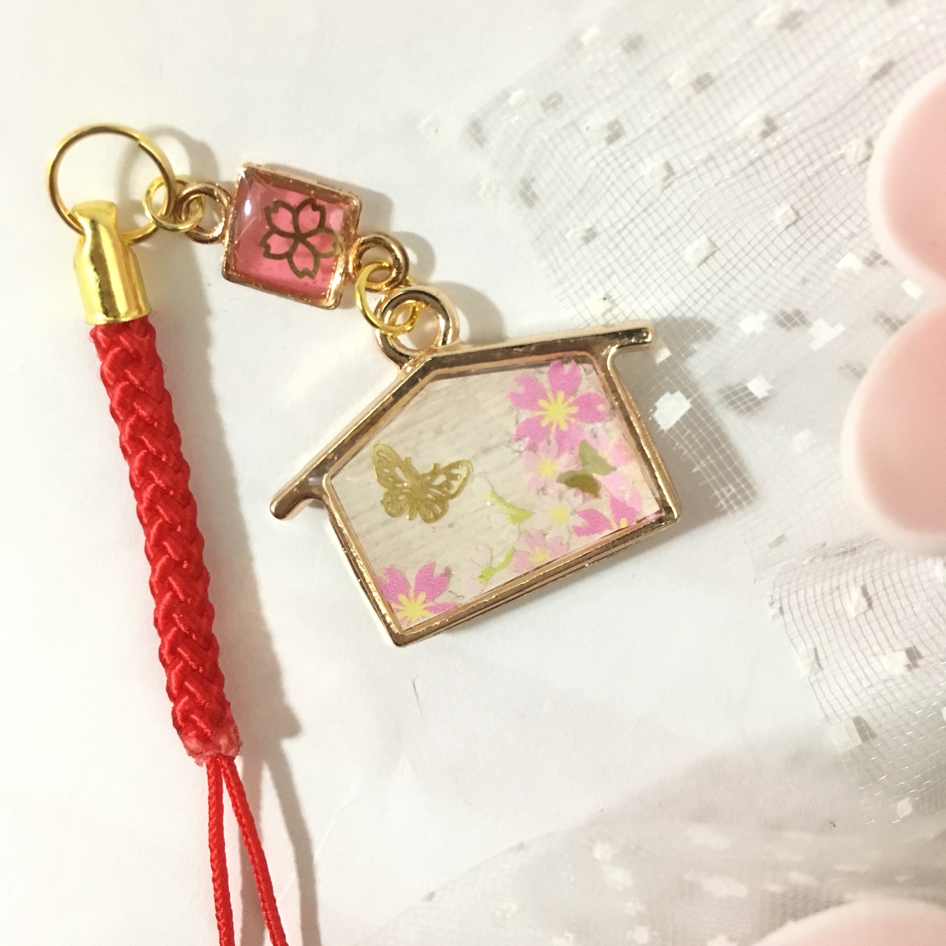 ❤️他サイトで売り切れ❤️つまみ細工とレジンのかんざし♡(レジン 
